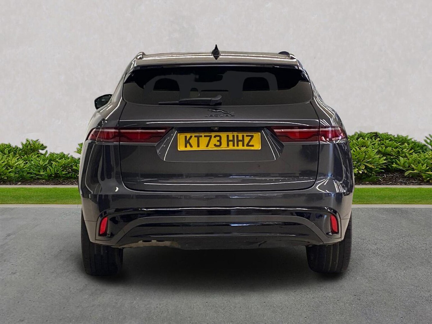 Used Jaguar F-Pace 2023 for sale - 76164947: Photo 6