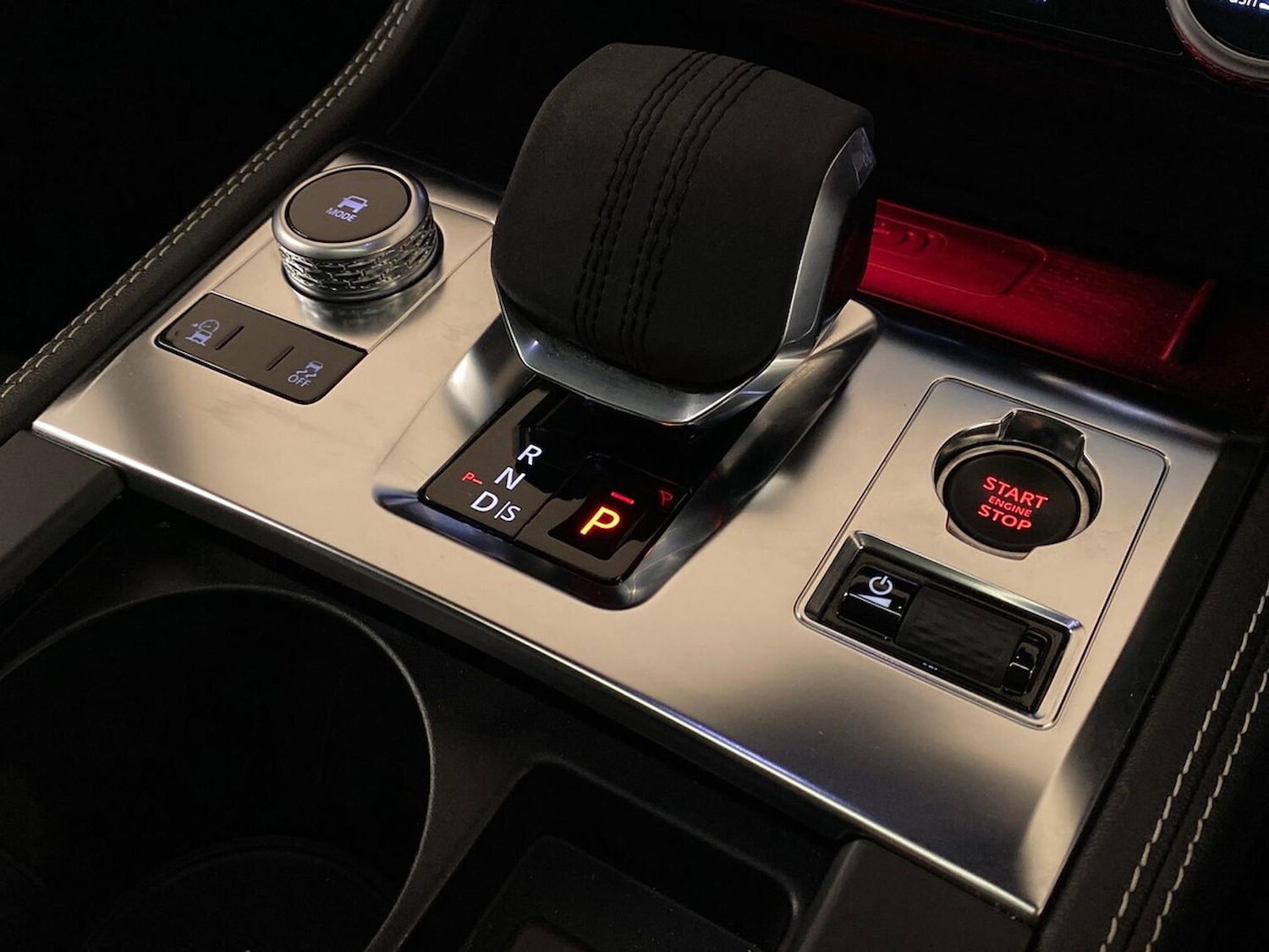 Used Jaguar F-Pace 2023 for sale - 76918983: Photo 13