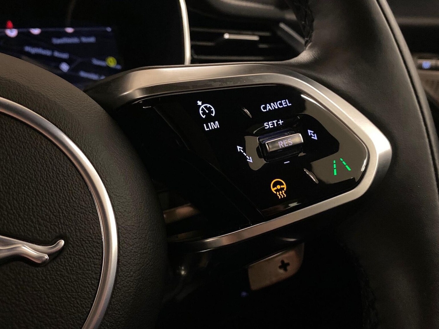 Used Jaguar F-Pace 2023 for sale - 76918983: Photo 30