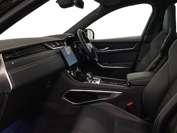 Used Jaguar F-Pace 2023 for sale - 76918983: Photo