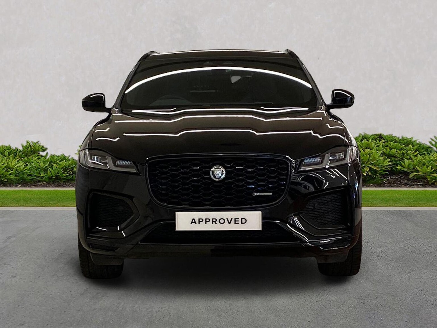 Used Jaguar F-Pace 2023 for sale - 76918983: Photo 7