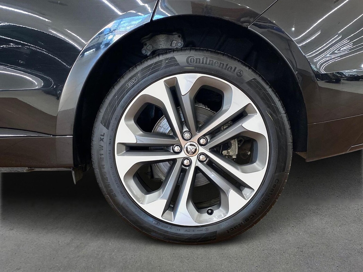 Used Jaguar F-Pace 2023 for sale - 76918983: Photo 8