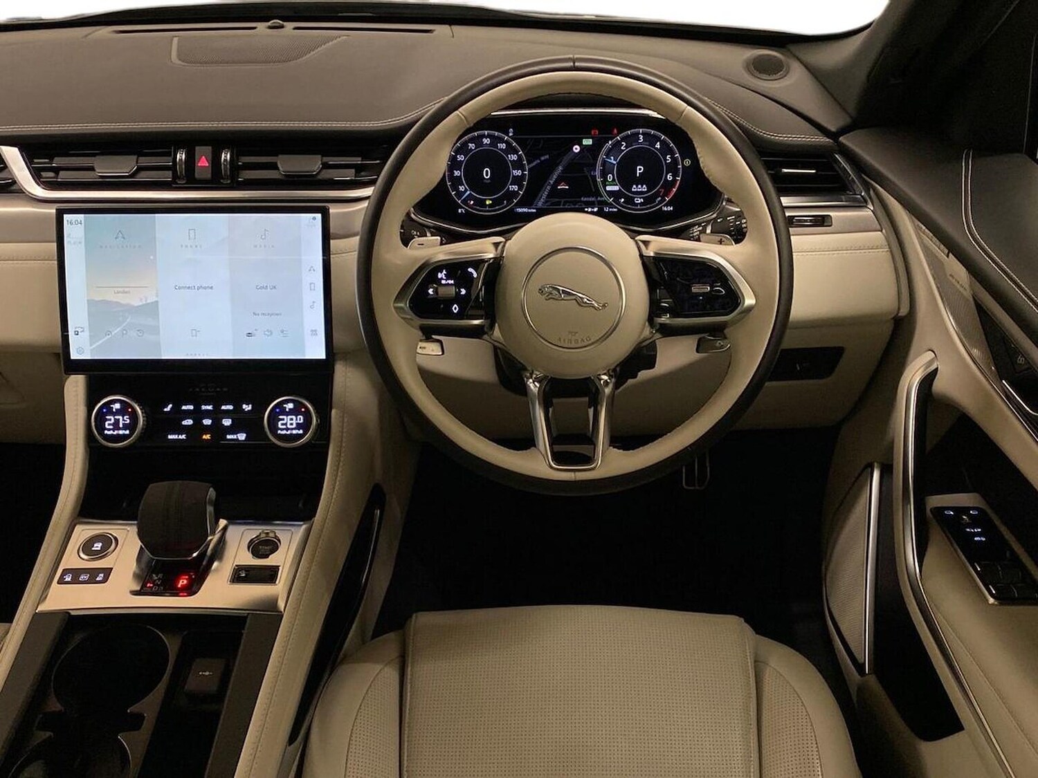 Used Jaguar F-Pace 2023 for sale - 77487597: Photo 15