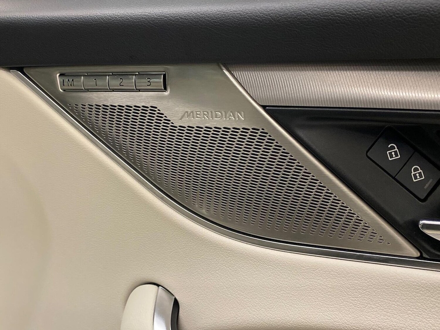 Used Jaguar F-Pace 2023 for sale - 77487597: Photo 26