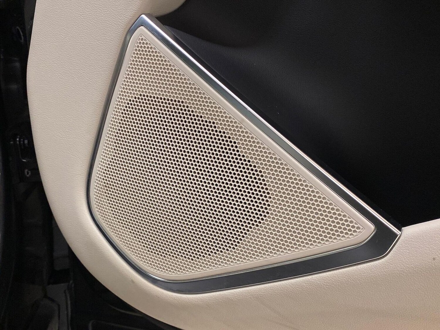 Used Jaguar F-Pace 2023 for sale - 77487597: Photo 27