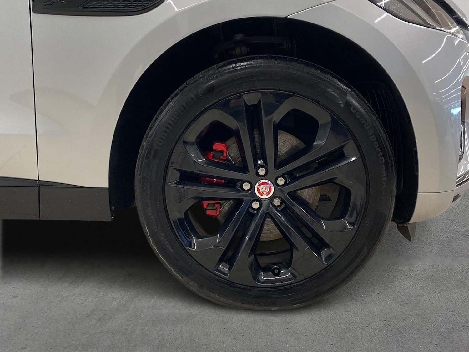 Used Jaguar F-Pace 2023 for sale - 77487638: Photo 8