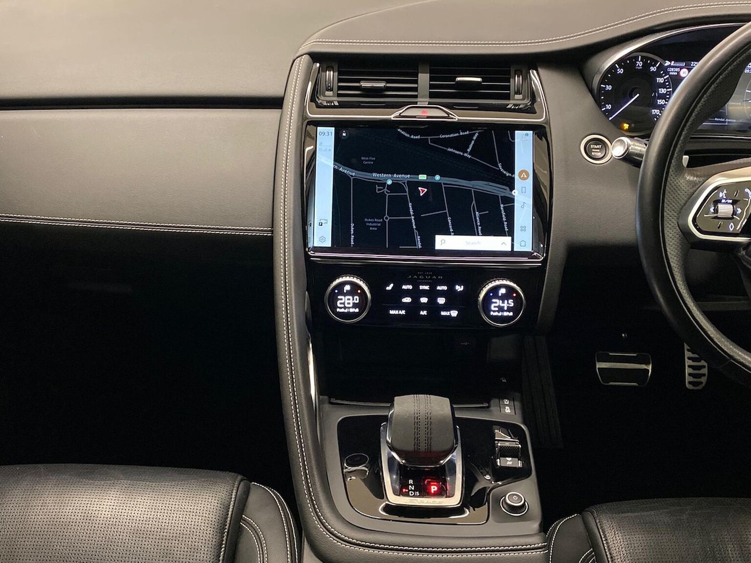 Used Jaguar E-Pace 2021 for sale - 76924621: Photo 14