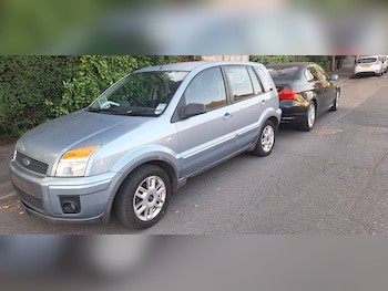 2006 (55) - ZETEC CLIMATE 5-Door