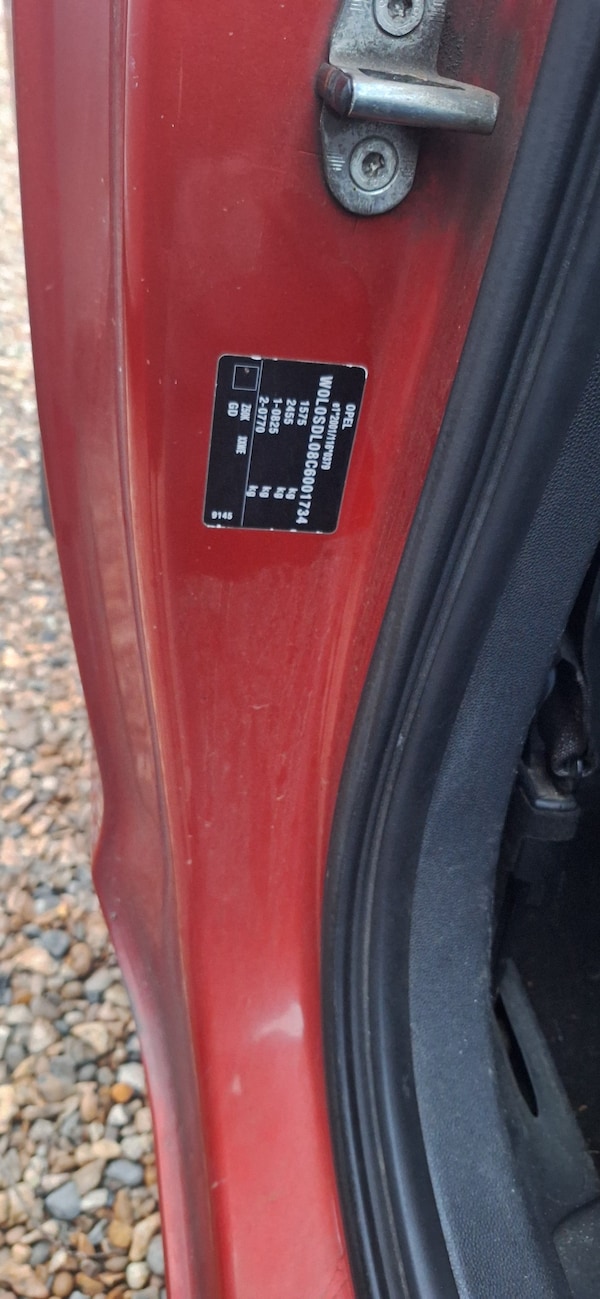 Used Vauxhall Corsa 2011 for sale - 76273802: Photo 8