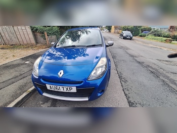 Used Renault Clio 2011 for sale - 75724246: Photo