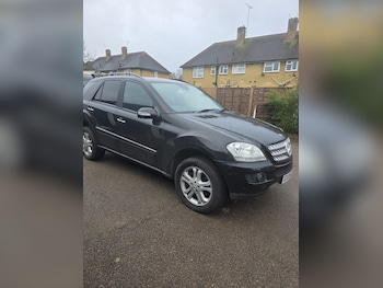 Used Mercedes-Benz M Class 2006 for sale - 77692012: Photo