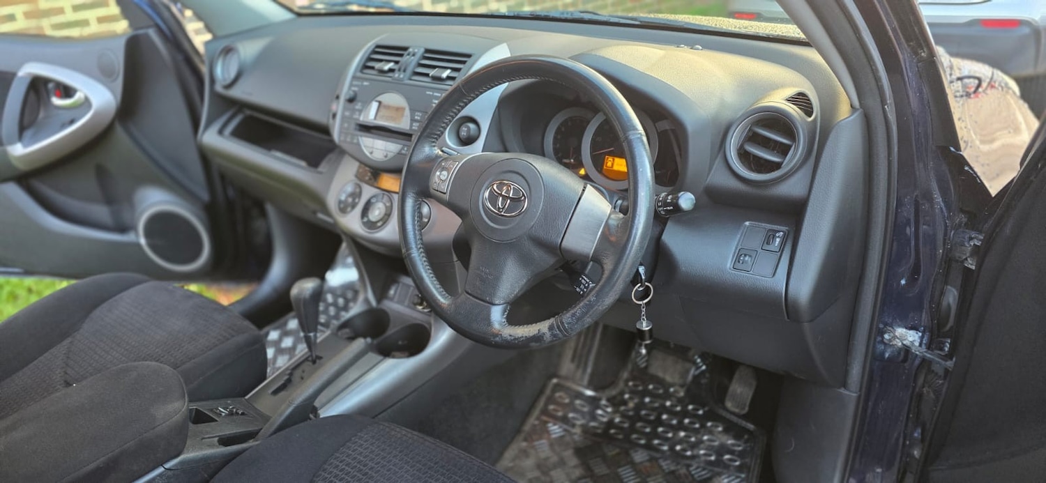 Used Toyota RAV4 2008 for sale - 77232343: Photo 8