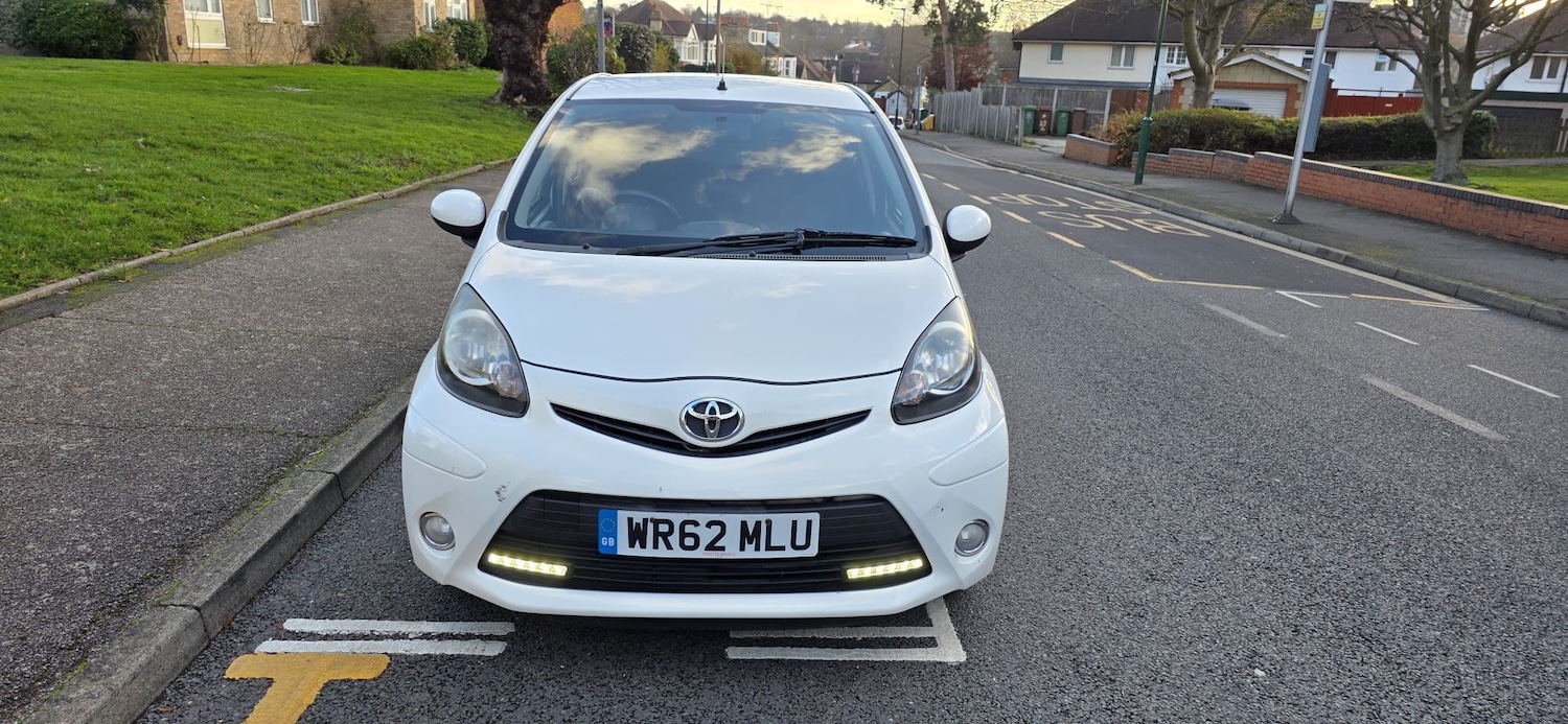 Used Toyota AYGO 2013 for sale - 76905207: Photo 1