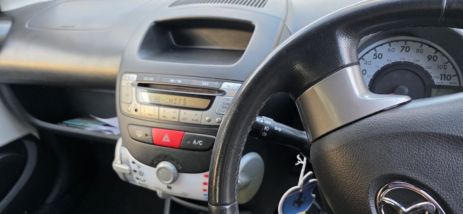 Used Toyota AYGO 2013 for sale - 76905207: Photo 5