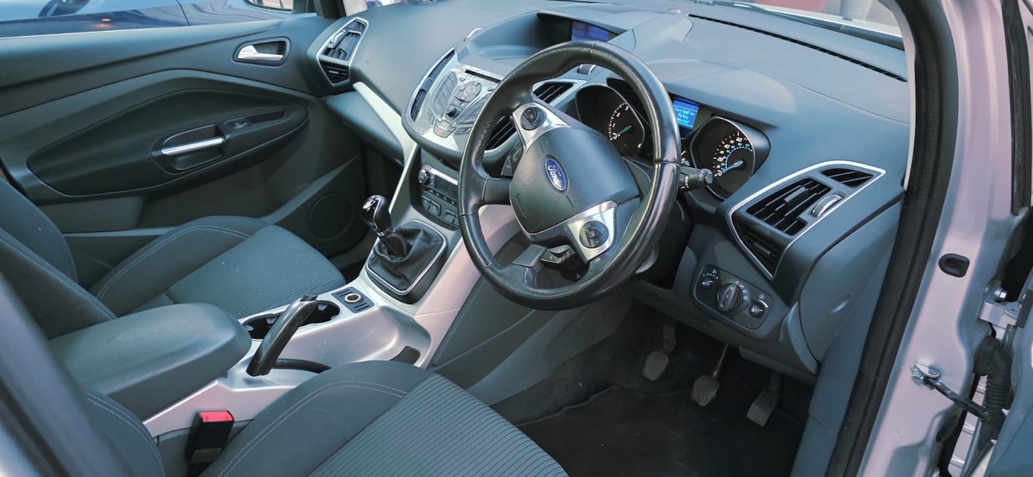 Used Ford Grand C-Max 2010 for sale - 77942197: Photo 6