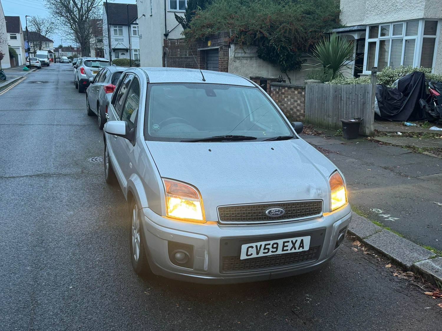 Used Ford Fusion 2009 for sale - 76949776: Photo 2