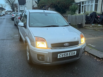 Used Ford Fusion 2009 for sale - 76949776: Photo
