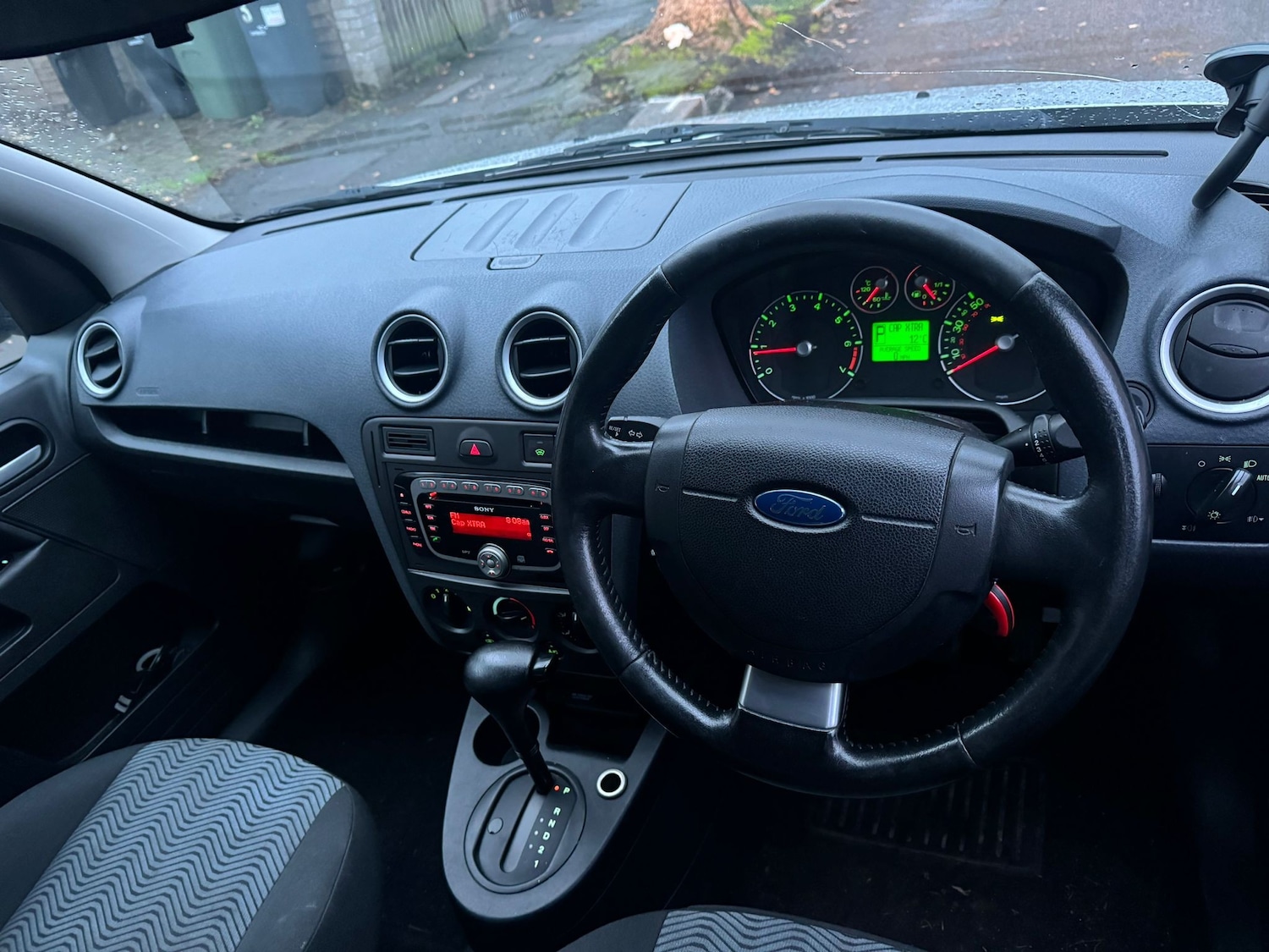 Used Ford Fusion 2009 for sale - 76949776: Photo 8