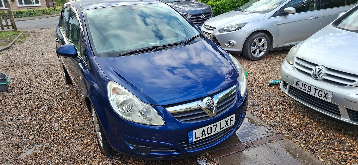 Used Vauxhall Corsa 2007 for sale - 78074842: Photo 2