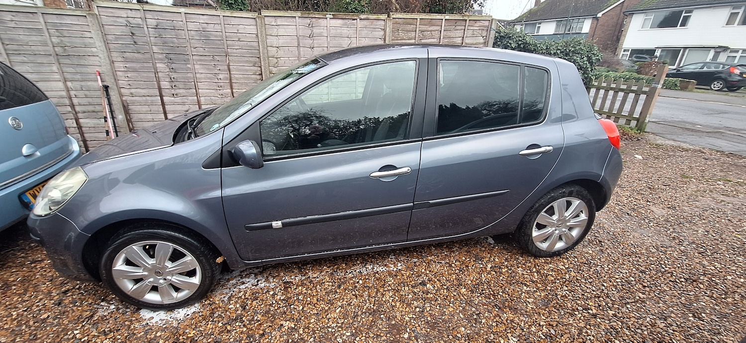 Used Renault Clio 2009 for sale - 77023525: Photo 10