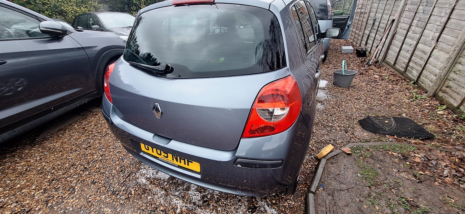 Used Renault Clio 2009 for sale - 77023525: Photo 5