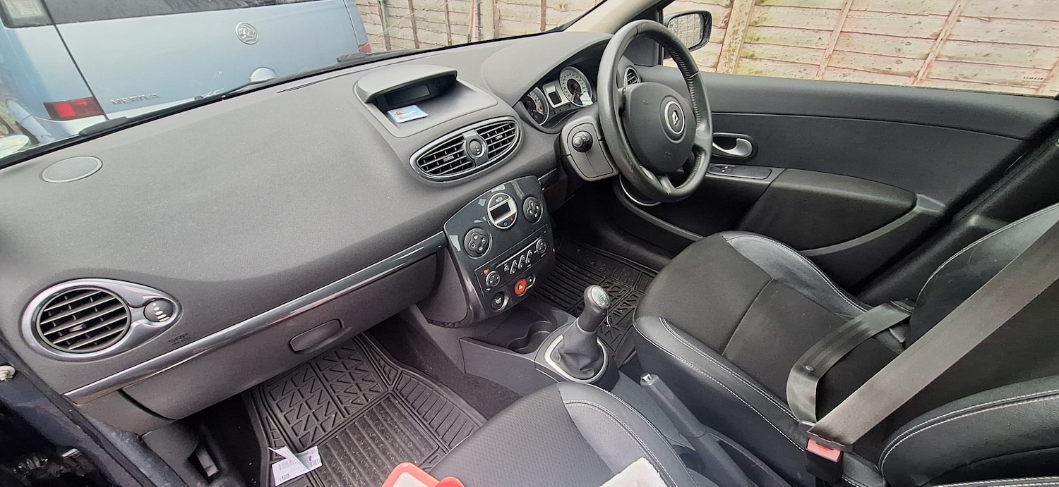 Used Renault Clio 2009 for sale - 77023525: Photo 9