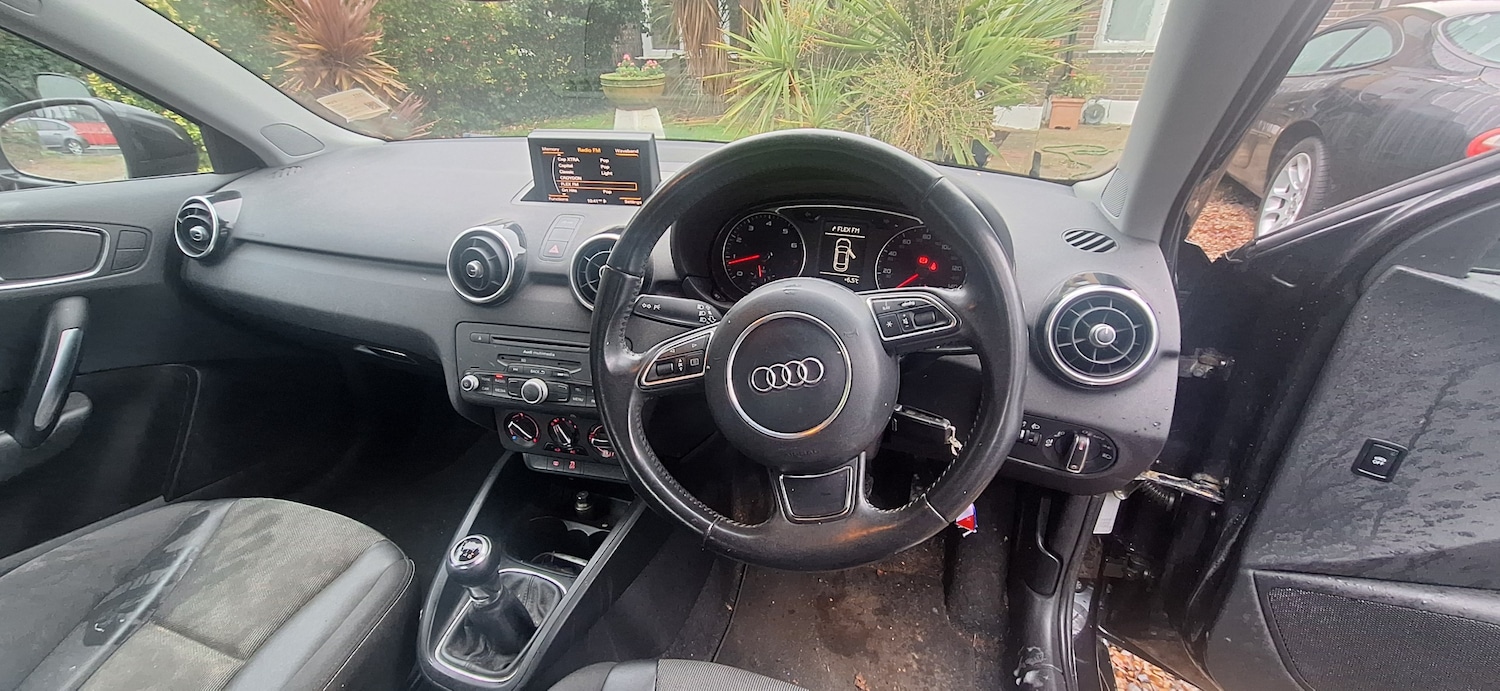 Used Audi A1 2013 for sale - 76969084: Photo 10