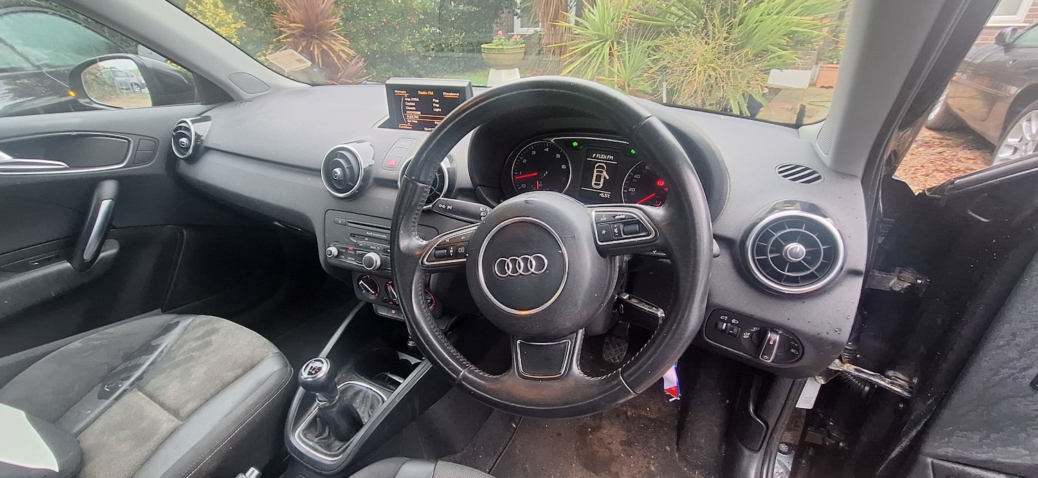 Used Audi A1 2013 for sale - 76969084: Photo 9