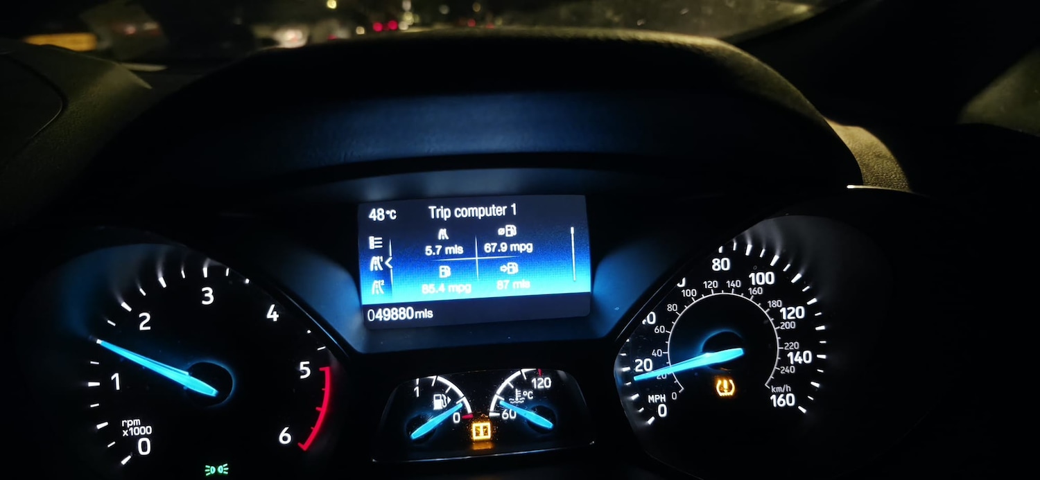 Used Ford C-Max 2015 for sale - 77378270: Photo 2