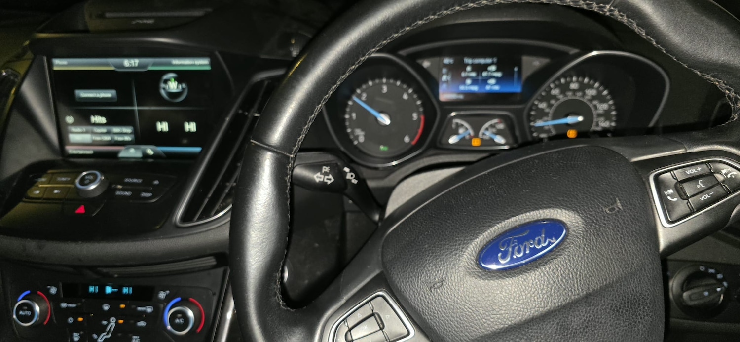 Used Ford C-Max 2015 for sale - 77378270: Photo 3