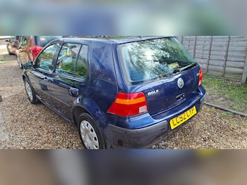 Used Volkswagen Golf 2002 for sale - 78242264: Photo