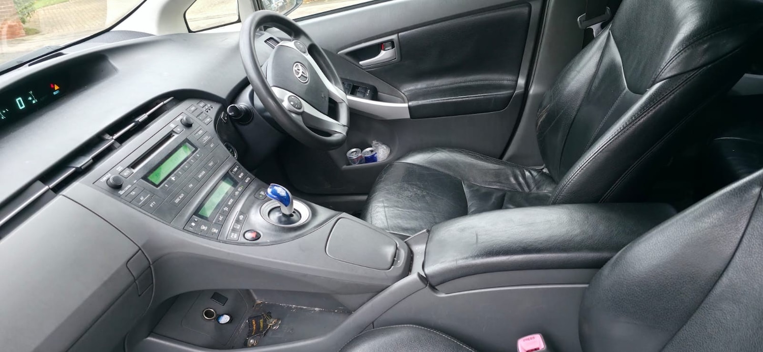 Used Toyota Prius 2012 for sale - 76545973: Photo 12