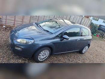 Used Fiat Punto 2014 for sale - 78774137: Photo