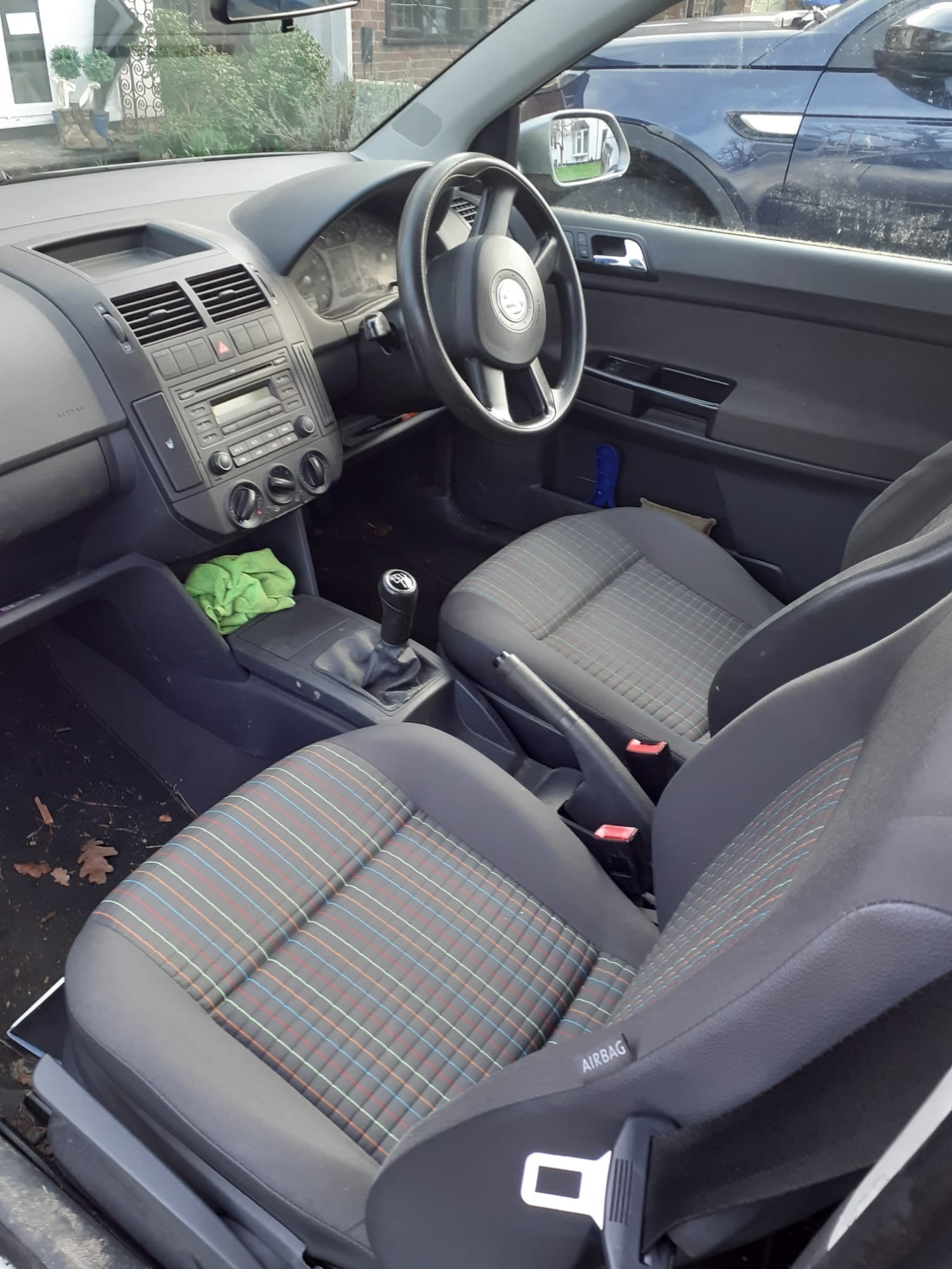 Used Mazda Mazda2 2010 for sale - 77378273: Photo 2