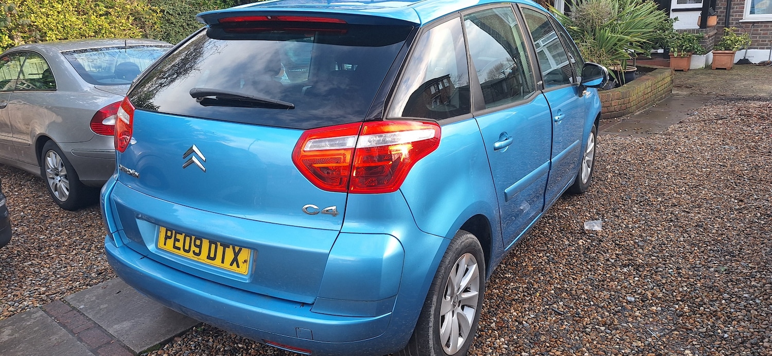 Used Citroen C4 Picasso 2009 for sale - 77234045: Photo 7