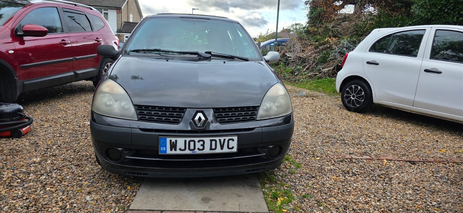 Used Renault Clio 2003 for sale - 76176617: Photo 1