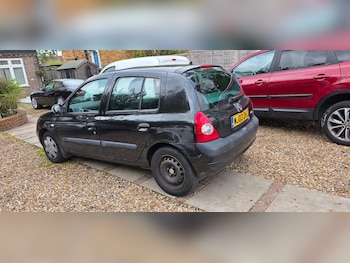 Used Renault Clio 2003 for sale - 76176617: Photo 4