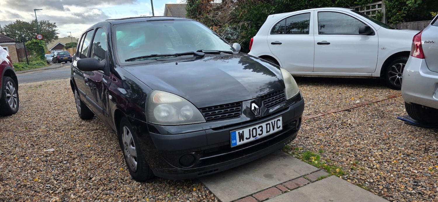 Used Renault Clio 2003 for sale - 76176617: Photo 5