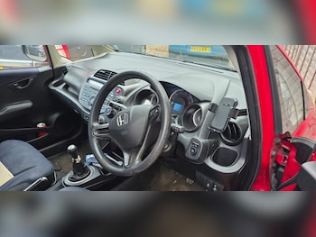 Used Honda Jazz 2011 for sale - 76474865: Photo