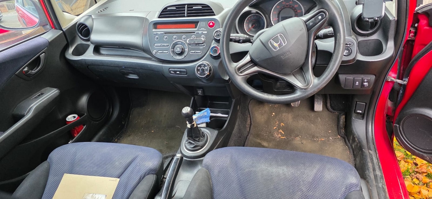 Used Honda Jazz 2011 for sale - 76474865: Photo 5