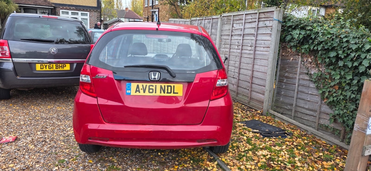 Used Honda Jazz 2011 for sale - 76474865: Photo 8