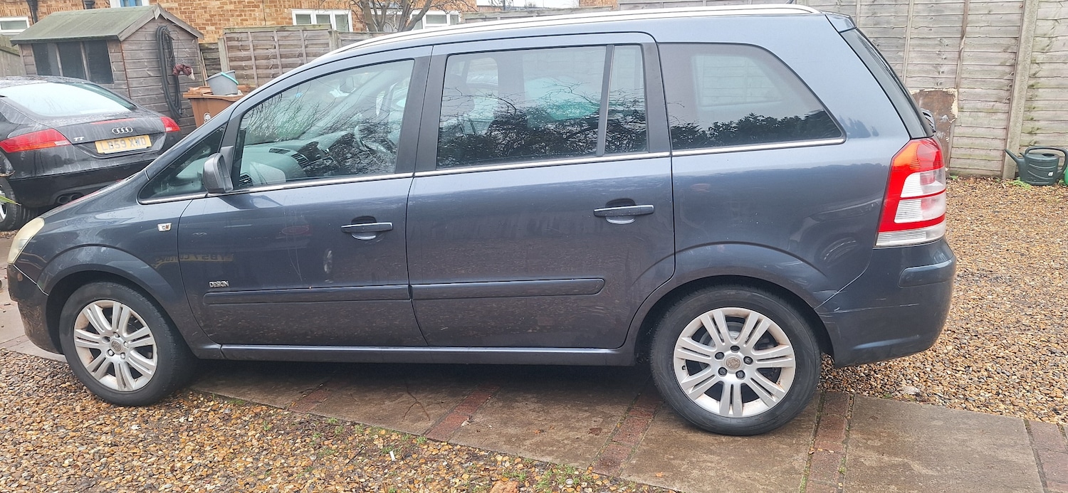 Used Vauxhall Zafira 2010 for sale - 77096100: Photo 5
