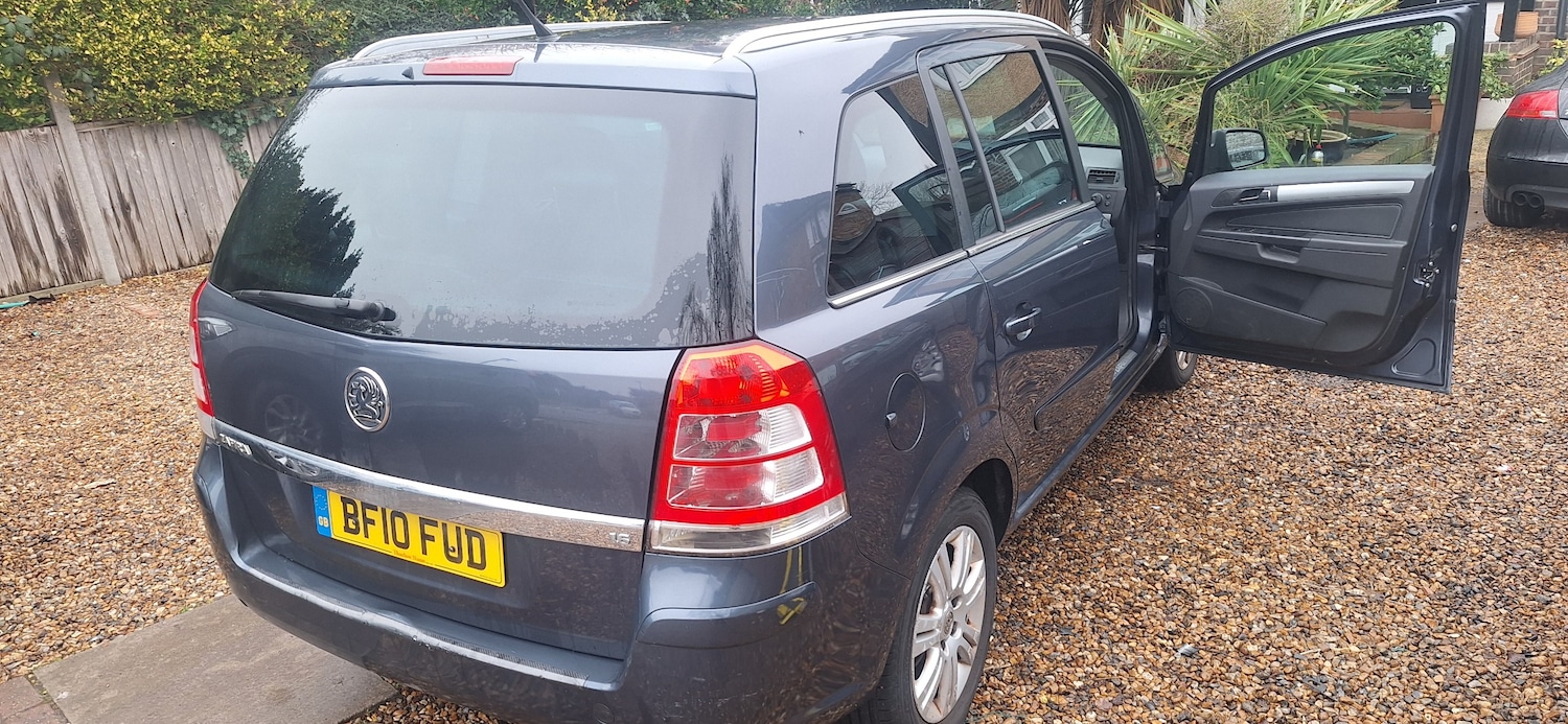 Used Vauxhall Zafira 2010 for sale - 77096100: Photo 8