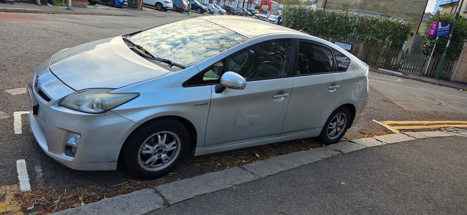 Used Toyota Prius 2010 for sale - 76386893: Photo 10