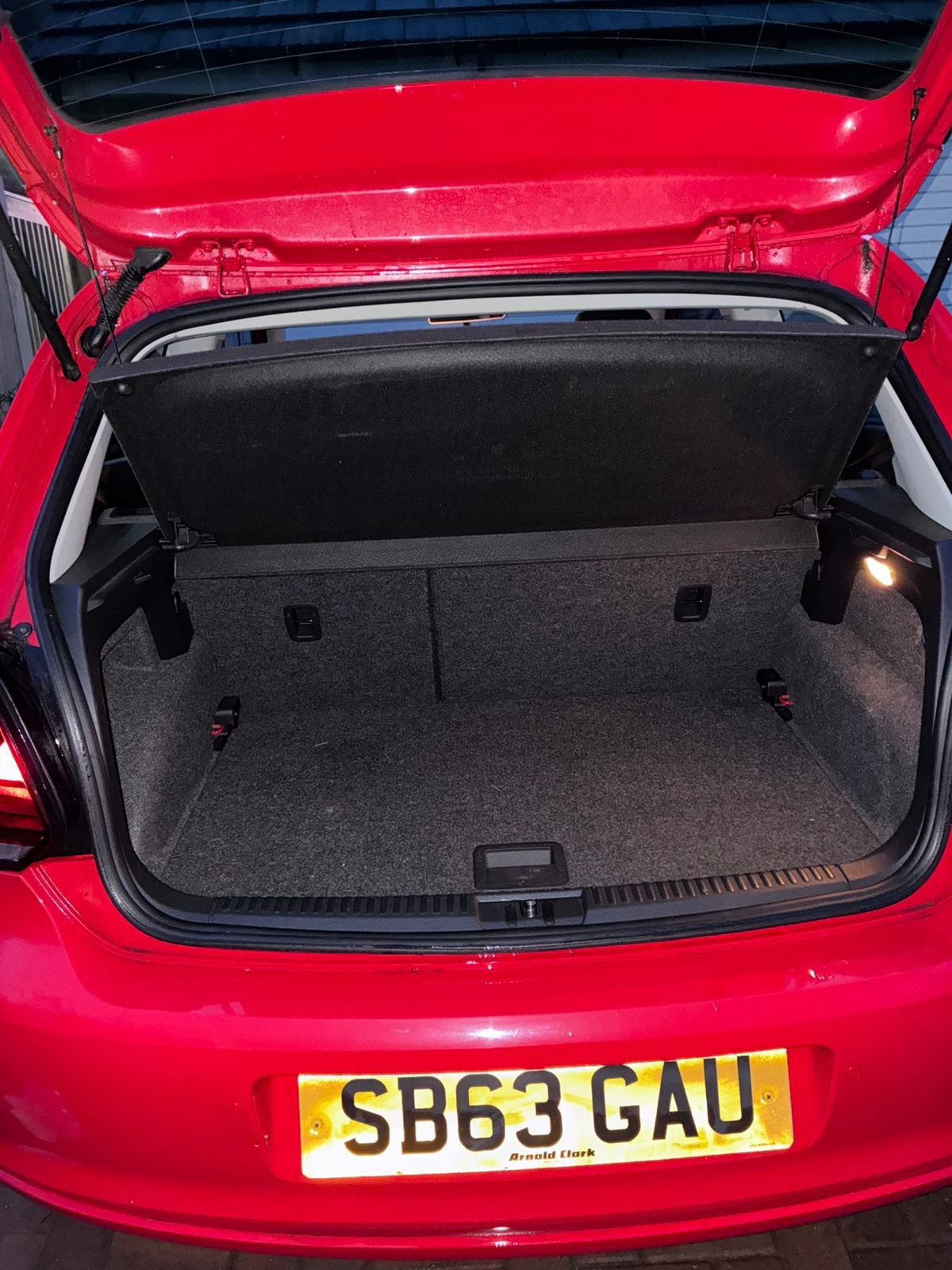 Used Volkswagen Polo 2014 for sale - 77740152: Photo 2