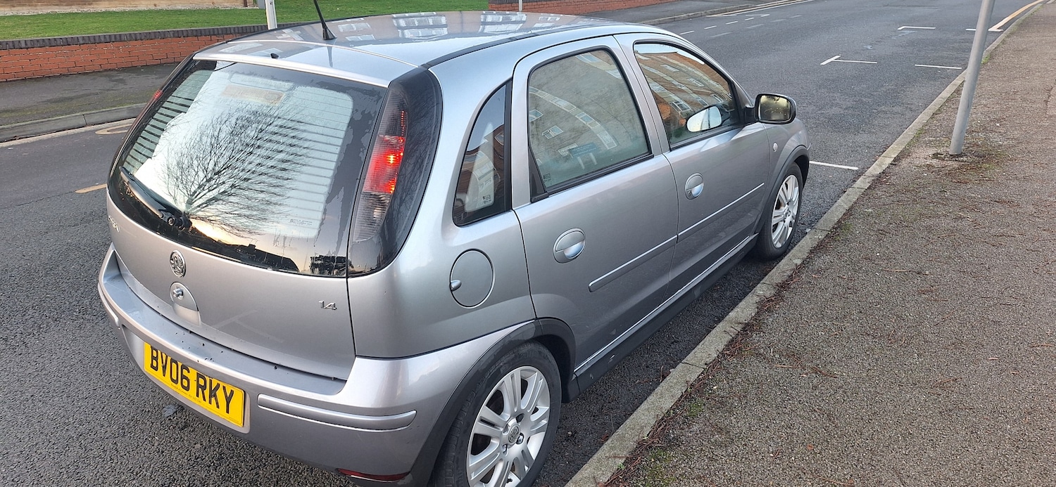 Used Vauxhall Corsa 2006 for sale - 77013970: Photo 3