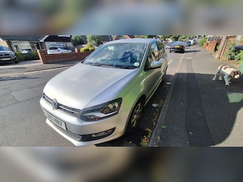 Used Volkswagen Polo 2010 for sale - 75593710: Photo