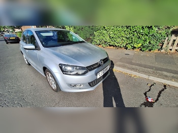 Used Volkswagen Polo 2010 for sale - 75593710: Photo