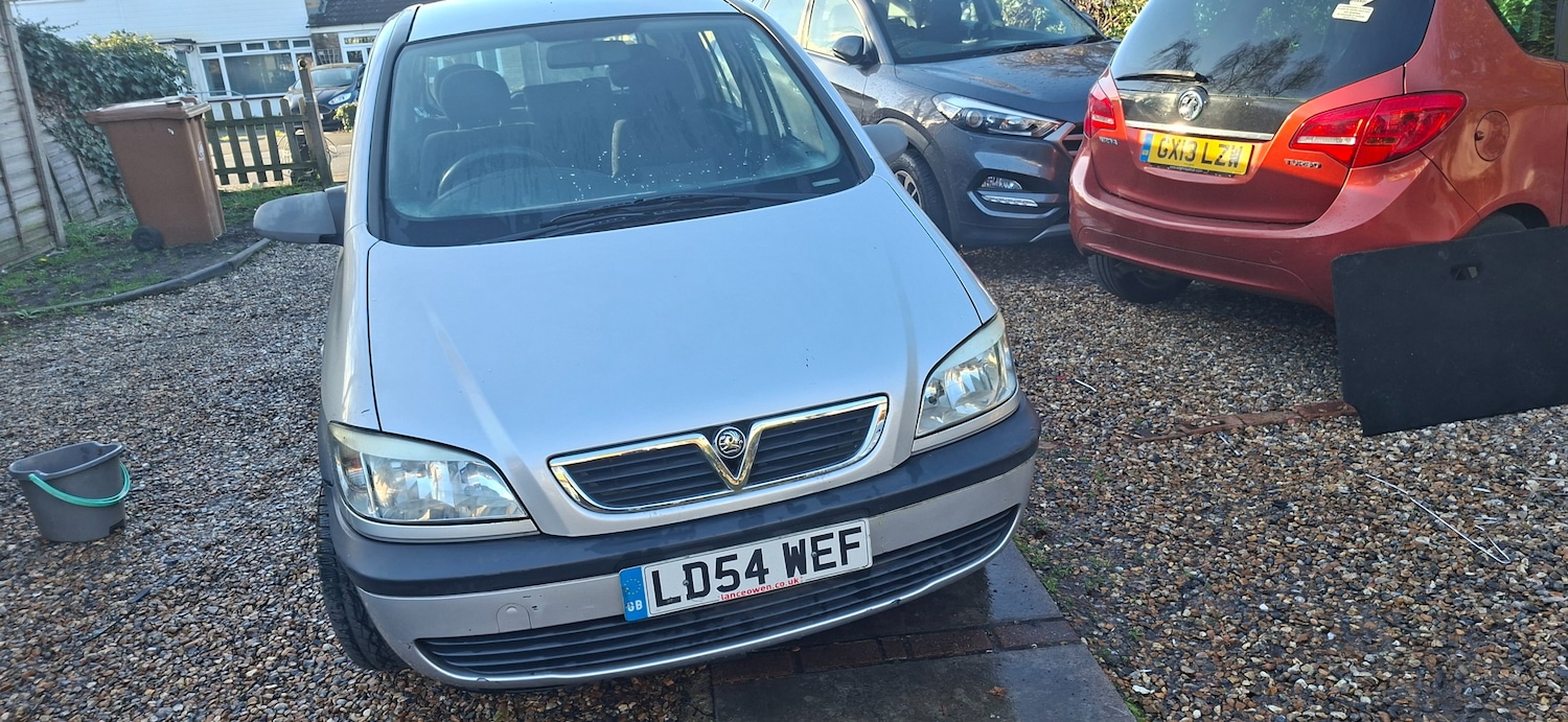 Used Vauxhall Zafira 2004 for sale - 77673990: Photo 2