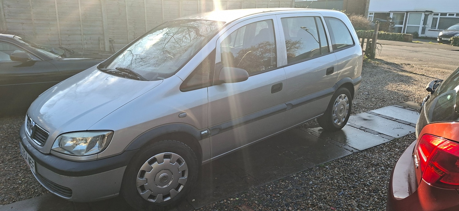 Used Vauxhall Zafira 2004 for sale - 77673990: Photo 5